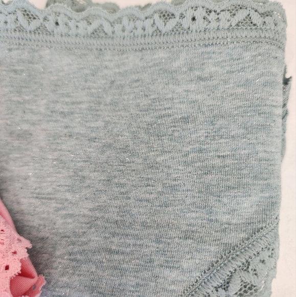 Victoria's Secret Lace Bikini Panties - Picture 10 of 10